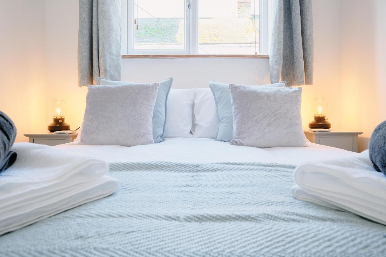 Finest Retreats - Scallop Cottage 포스레번 외부 사진